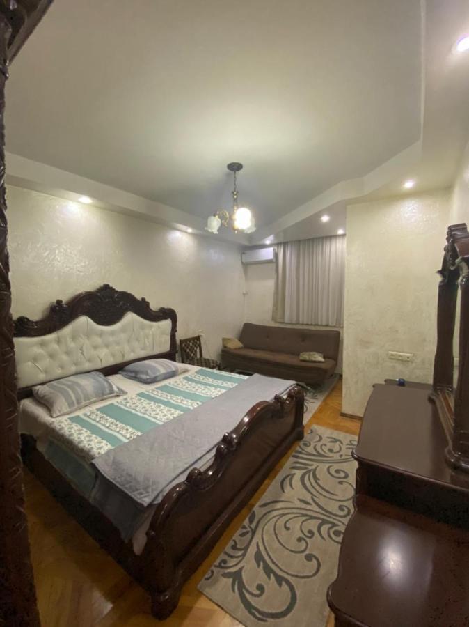 Apartment Ge Zvezda Batoemi Buitenkant foto