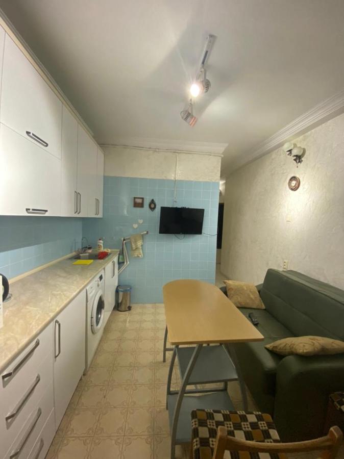Apartment Ge Zvezda Batoemi Buitenkant foto